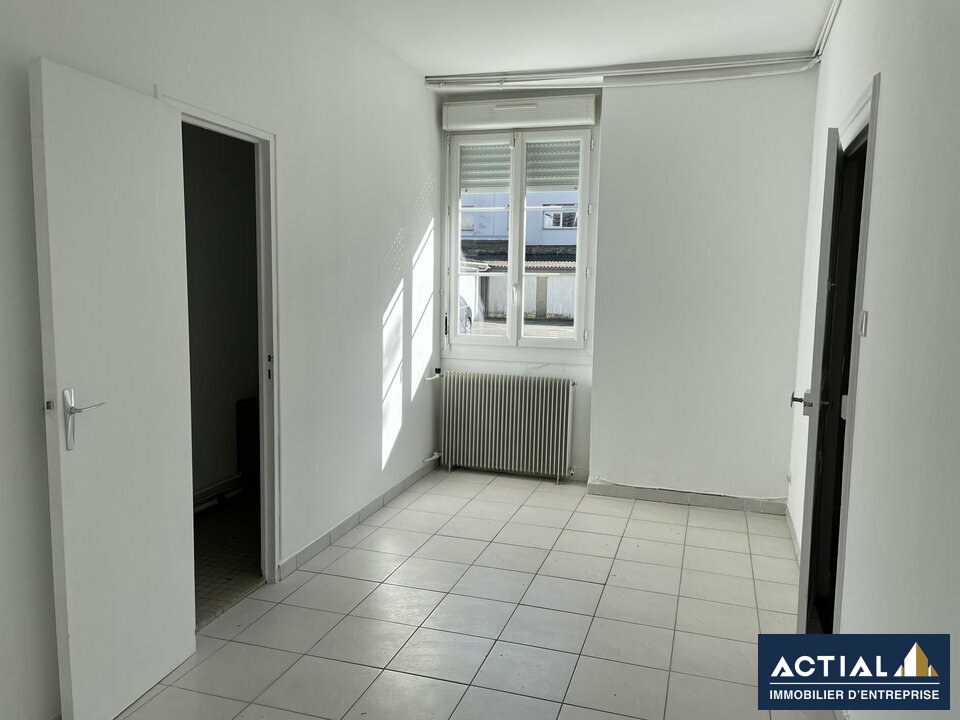 Location-Local commercial-80m²-NANTES-photo-4