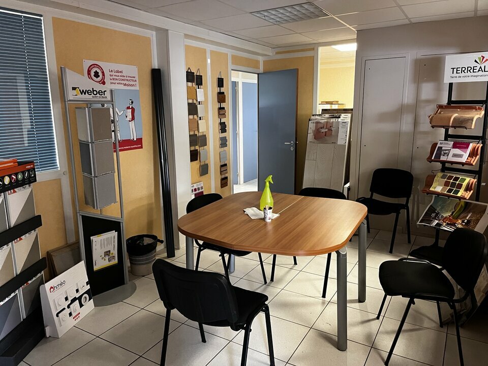 Location-Bureau-459m²-LA CHAPELLE SUR ERDRE-photo-1