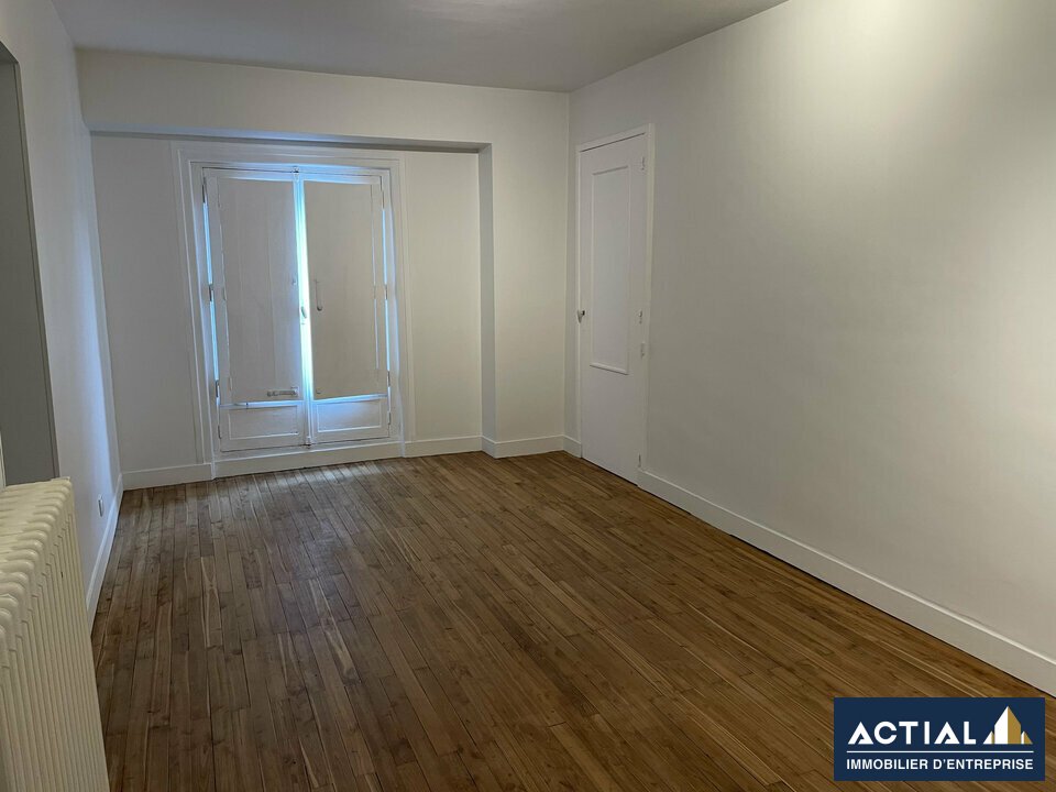 Vente-Bureau-144.6m²-NANTES-photo-1