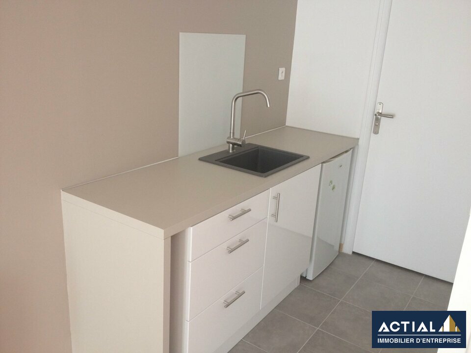 Location-Bureau-85m²-NANTES-photo-6