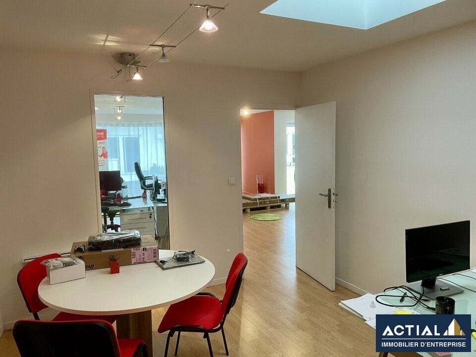 Location-Bureau-85m²-NANTES-photo-5
