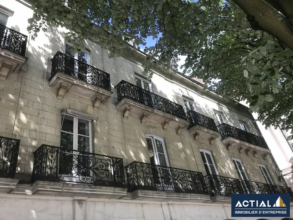 Location-Bureau-190m²-NANTES-photo-3