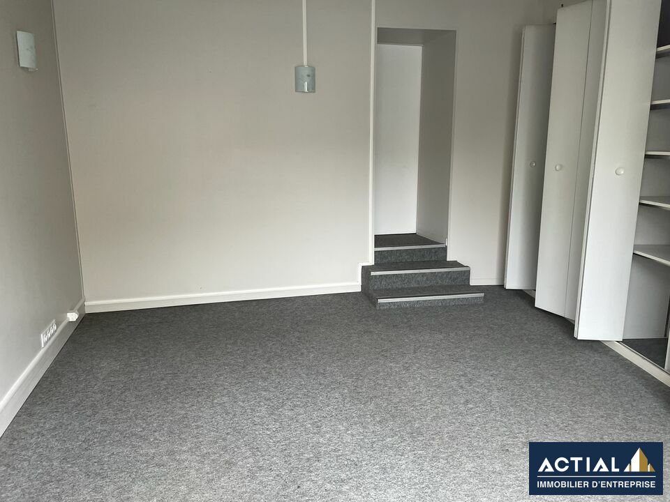 Location-Bureau-92m²-NANTES-photo-4