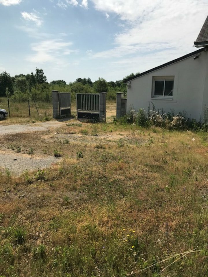 Location-Terrain-16000m²-SAINTE LUCE SUR LOIRE-photo-1