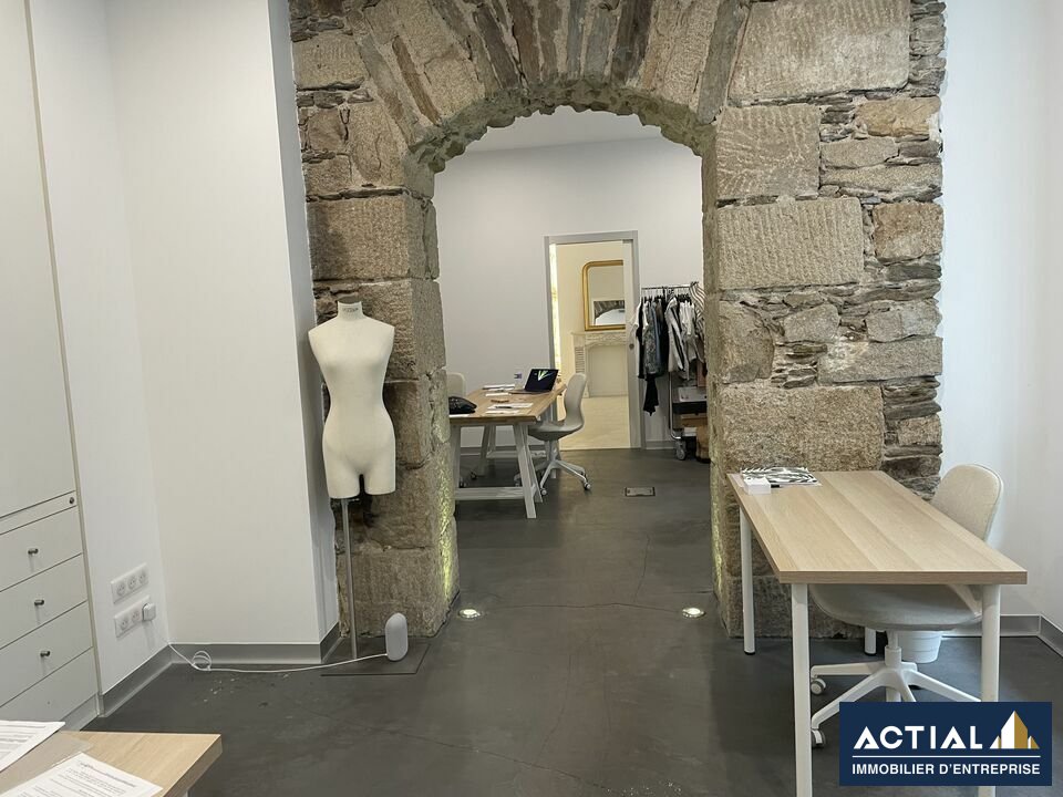 Location-Local commercial-183m²-NANTES-photo-3