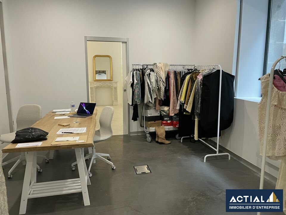 Location-Local commercial-183m²-NANTES-photo-4