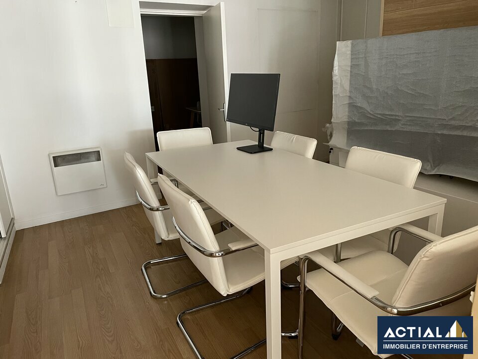 Vente-Bureau-44m²-NANTES-photo-3