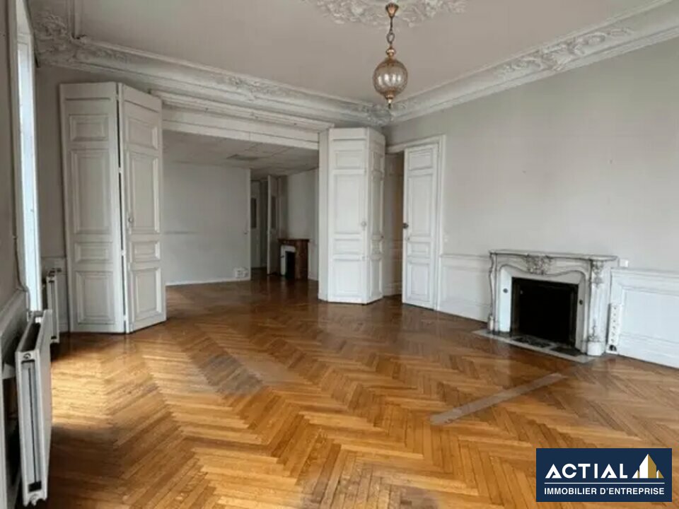 Location-Bureau-411m²-NANTES-photo-6