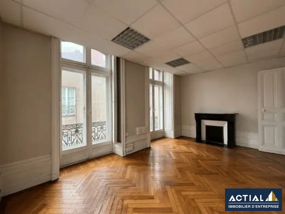 Location-Bureau-411m²-NANTES-photo-5