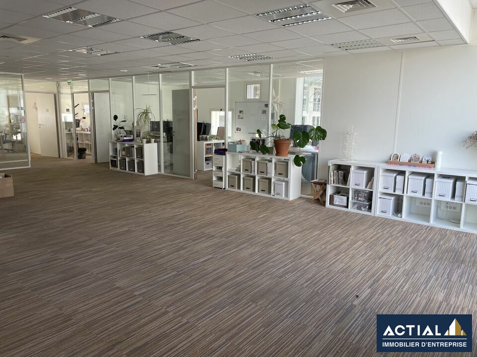 Location-Bureau-368m²-NANTES-photo-6