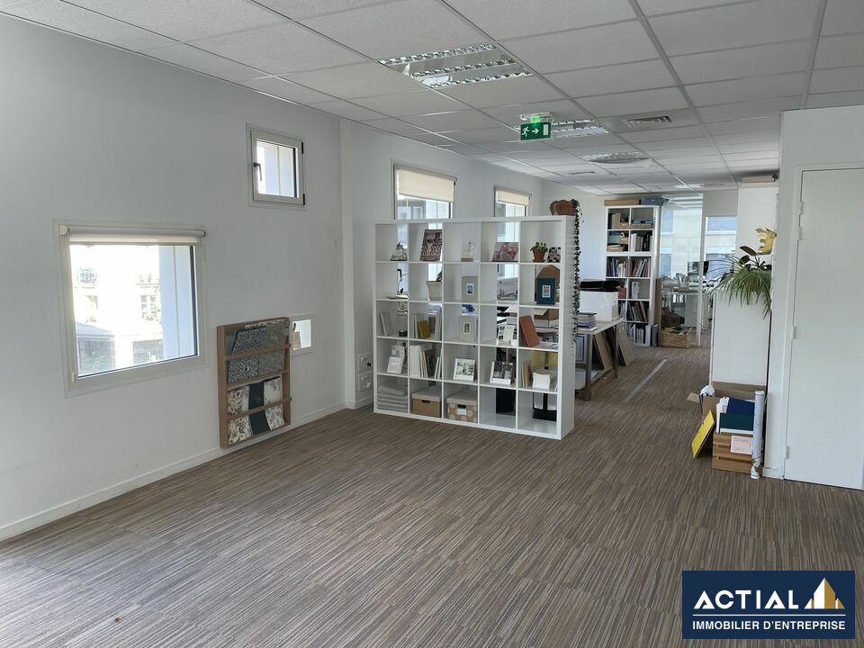 Location-Bureau-368m²-NANTES-photo-7