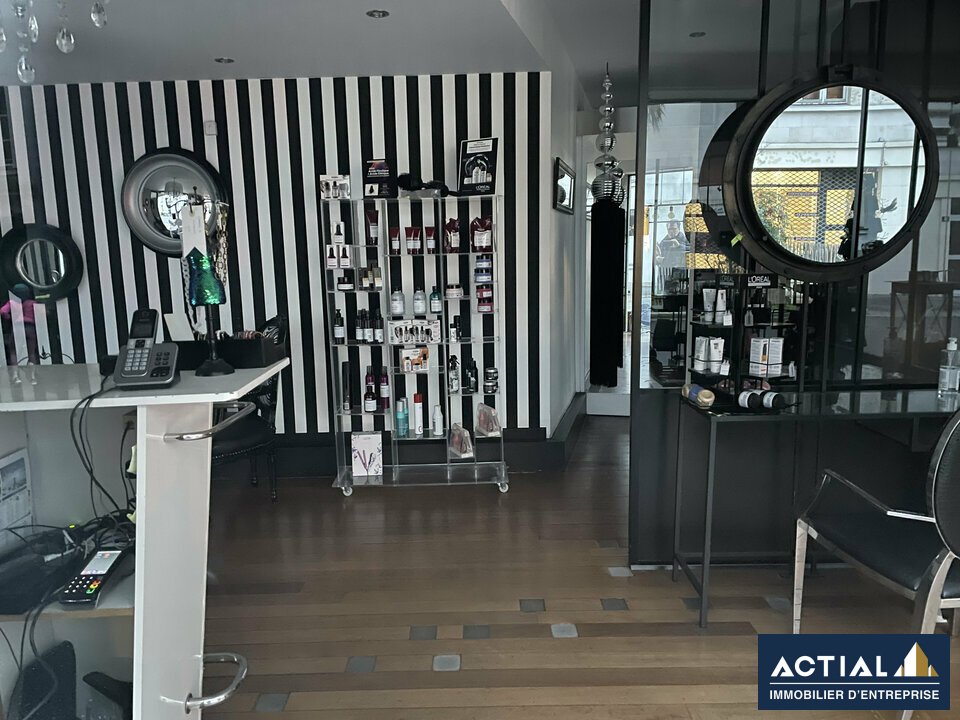Location-Local commercial-80m²-NANTES-photo-4