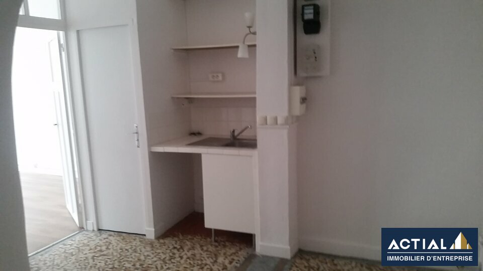 Location-Bureau-90m²-NANTES-photo-4