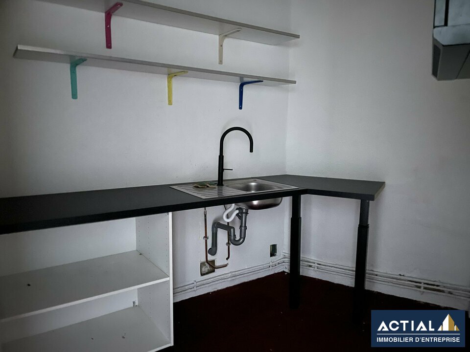 Location-Bureau-92m²-NANTES-photo-4