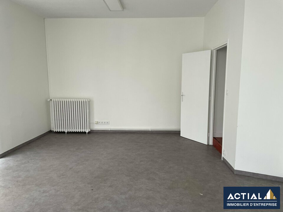 Location-Bureau-92m²-NANTES-photo-6