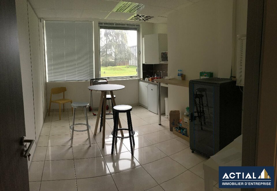 Location-Bureau-150m²-SAINT SEBASTIEN SUR LOIRE-photo-5