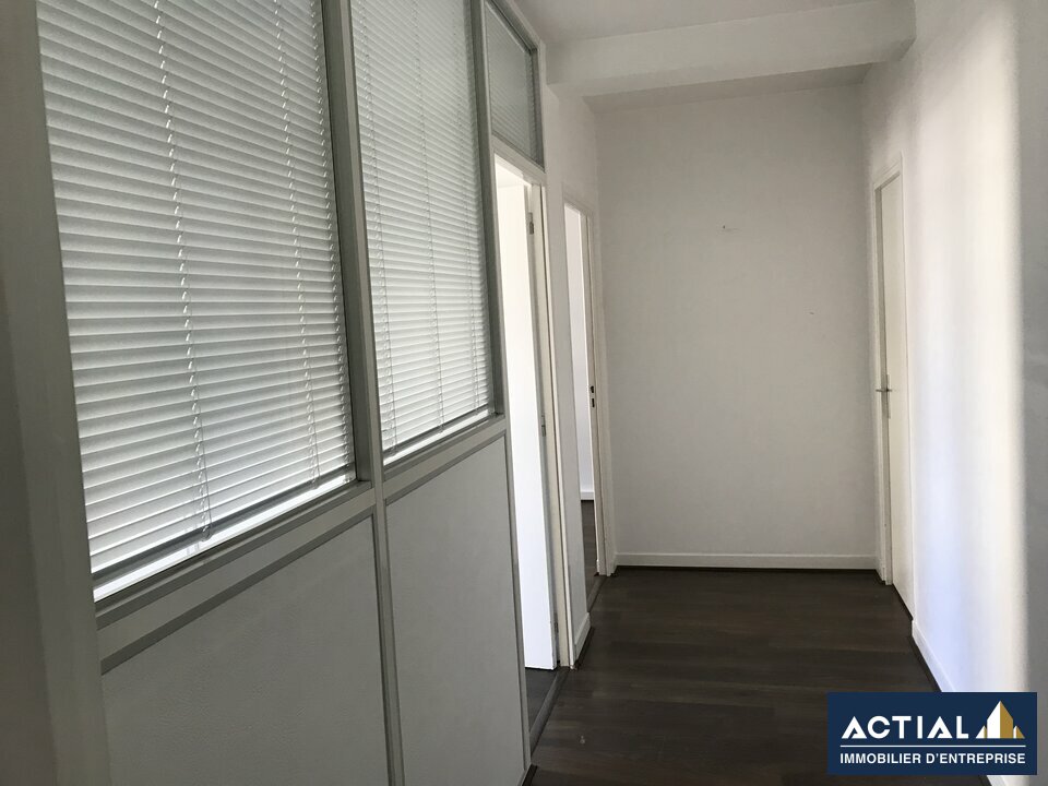 Location-Bureau-100m²-NANTES-photo-7