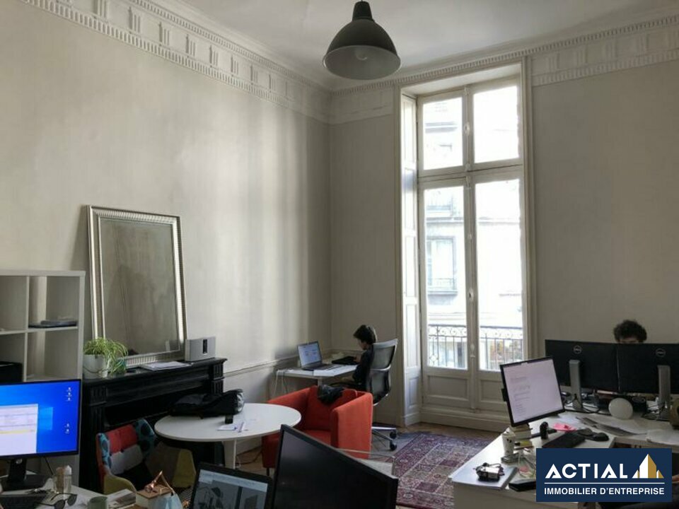 Location-Bureau-140m²-NANTES-photo-7