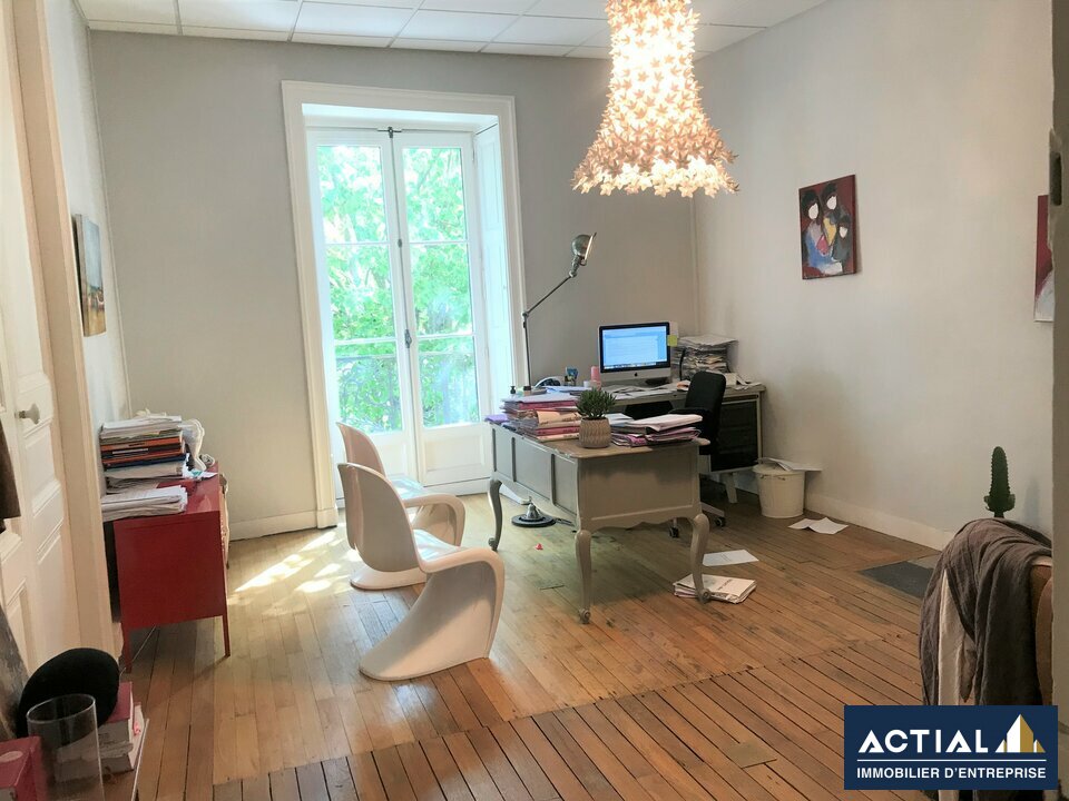 Location-Bureau-238m²-NANTES-photo-3