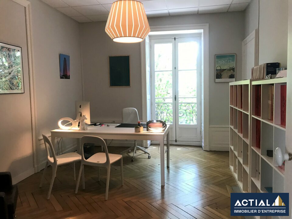 Location-Bureau-238m²-NANTES-photo-4