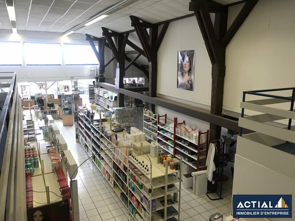 Location-Local commercial-900m²-NANTES-photo-1