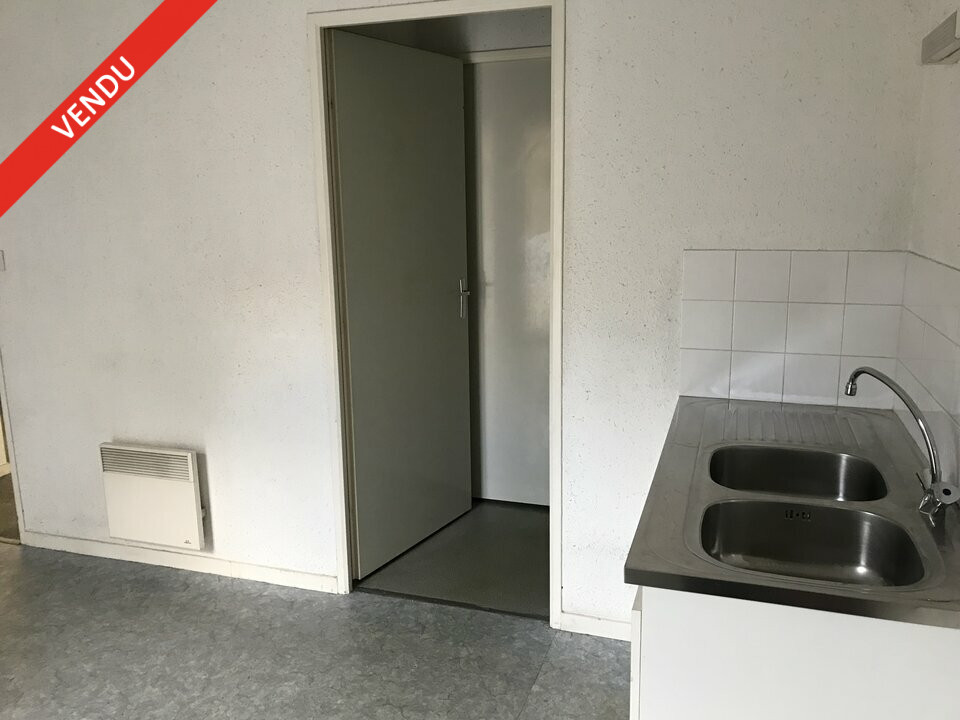 Vente-Local commercial-81m²-REZE-photo-8