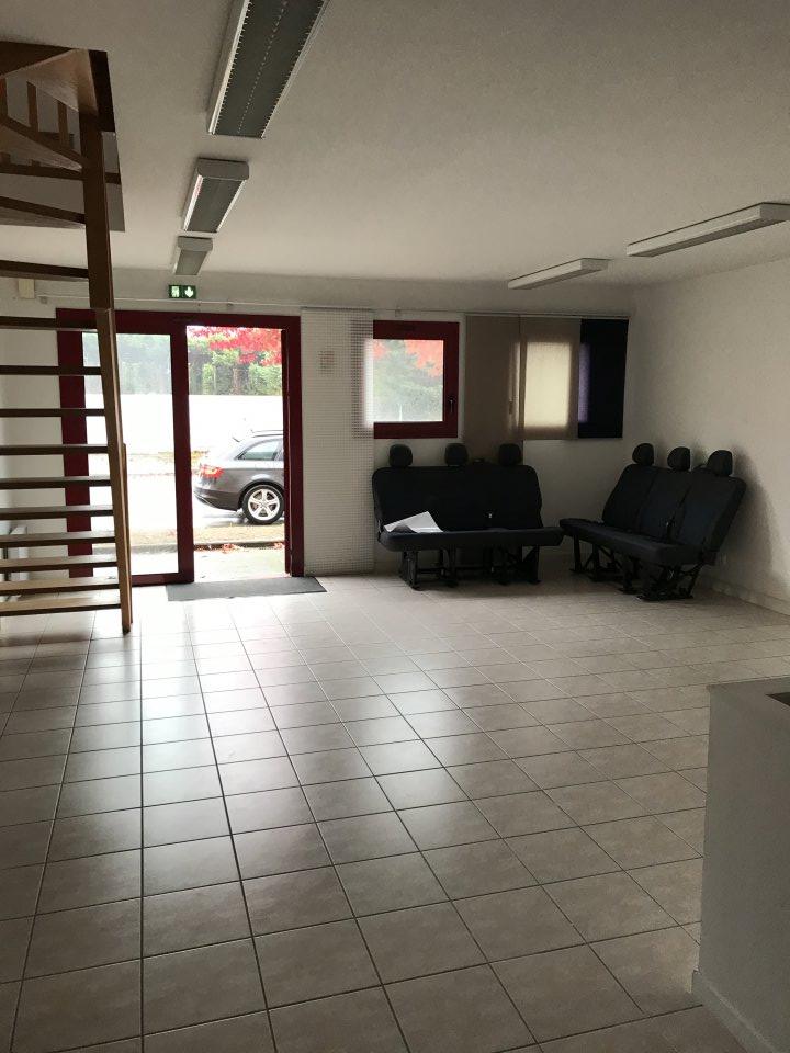 Location-Bureau-110m²-LA CHAPELLE SUR ERDRE-photo-1