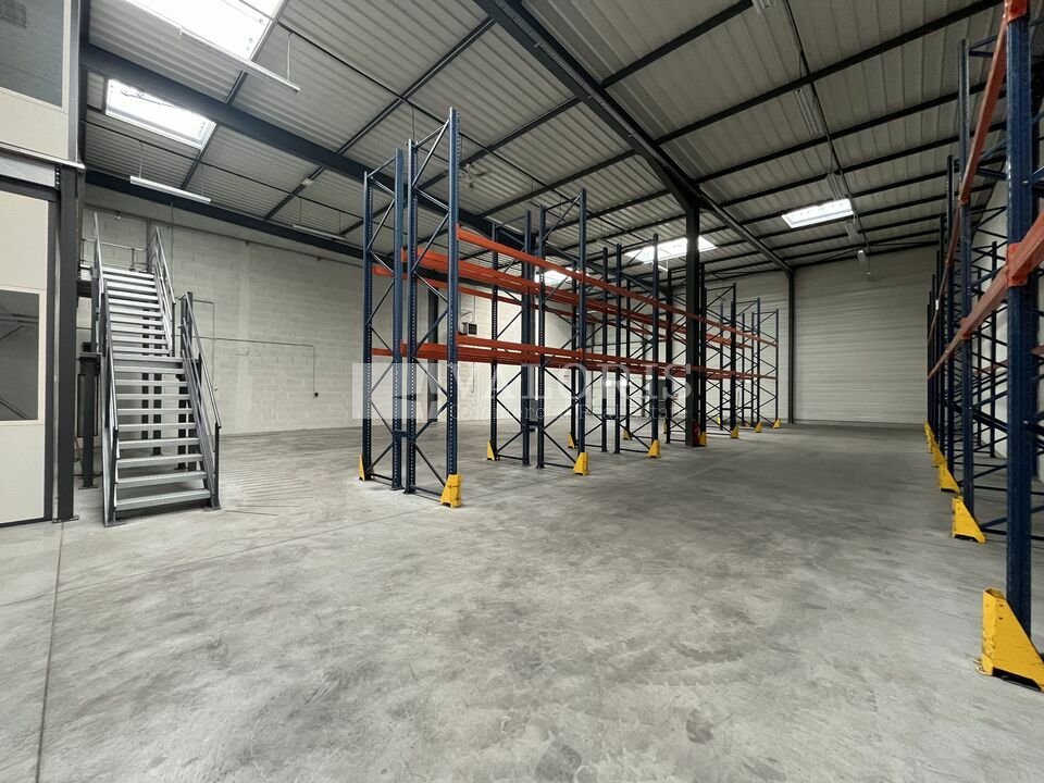 A louer Locaux d'activité 656m² Oullins