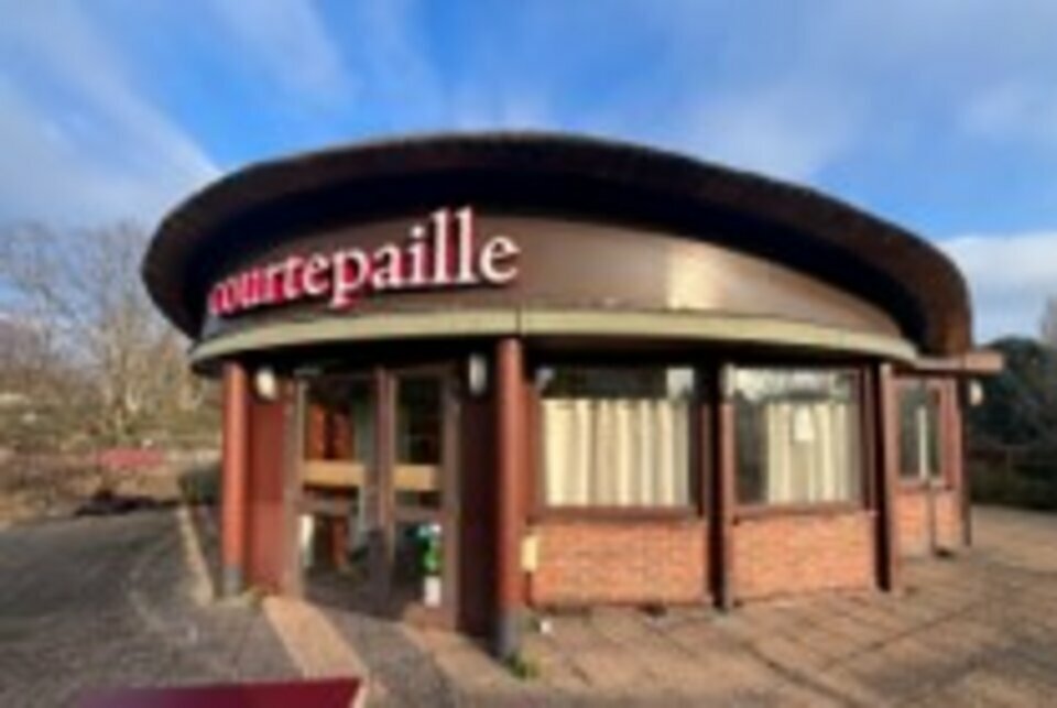 A louer Local commercial  291.5m² Écully