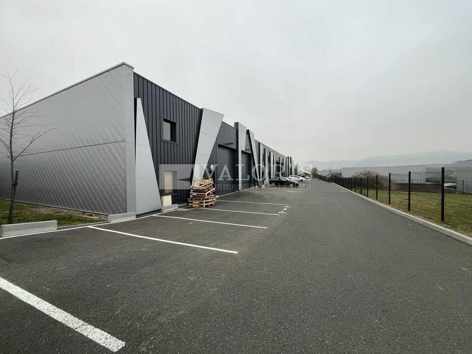 A louer Locaux d'activité 190m² Sarcey