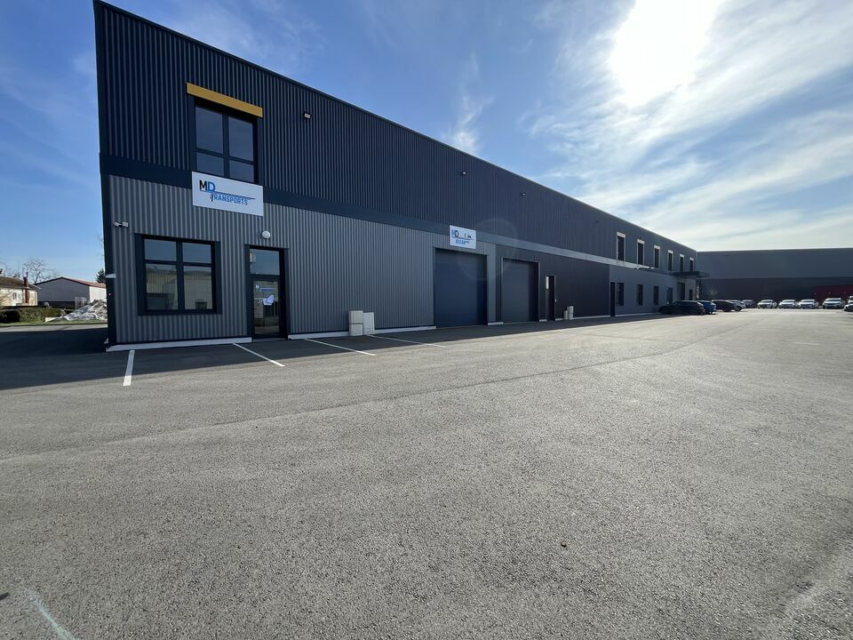 A louer Locaux d'activité 2843m² Albigny-sur-Saône