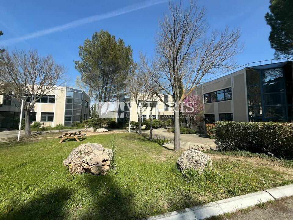 A louer Bureaux 1542m² Aix-en-Provence