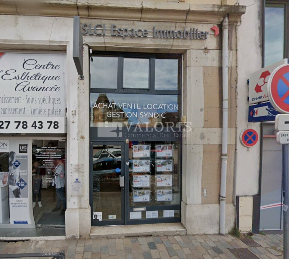 A louer Local commercial  85.68m² Lyon 08