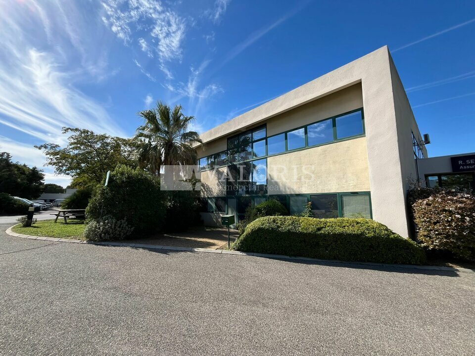 A vendre Bureaux 269m² Les Pennes-Mirabeau