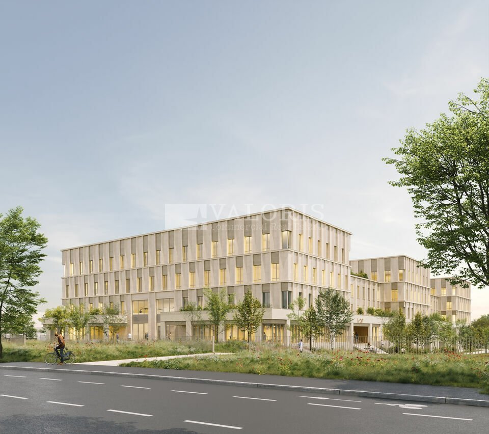 A vendre Locaux d'activité 2500m² Saint-Genis-Laval