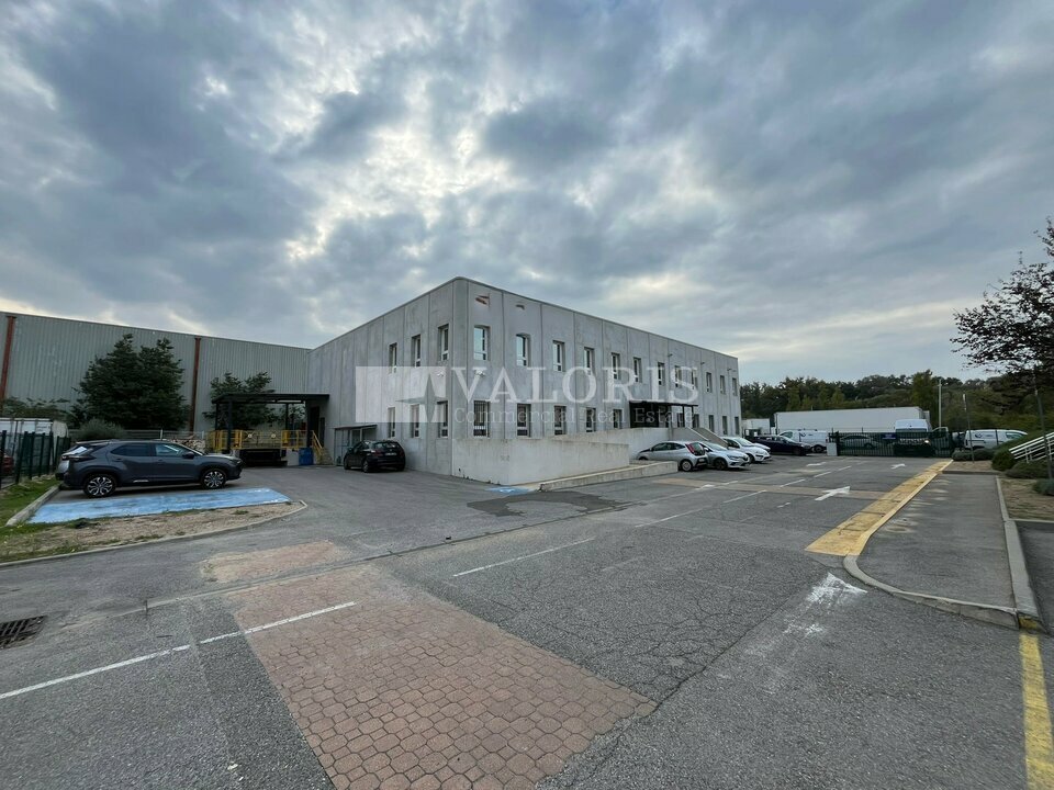 A vendre Locaux d'activité 555m² Vitrolles