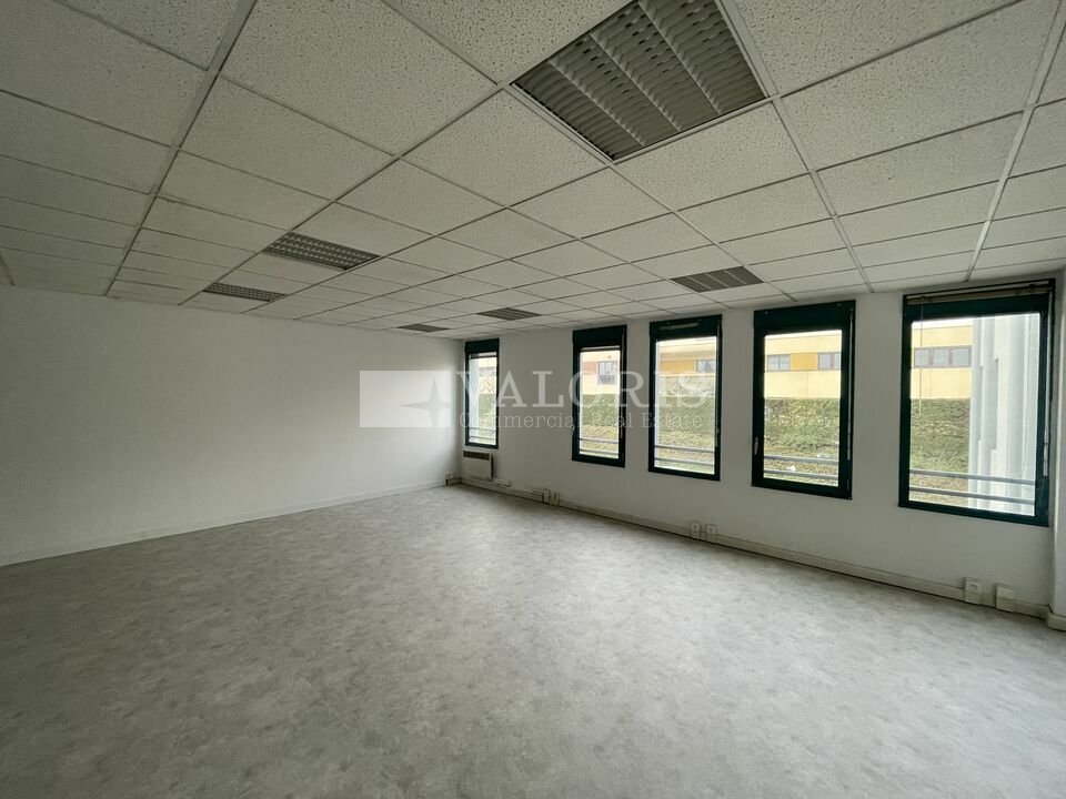 A vendre Bureaux 85m² Saint-Genis-Laval