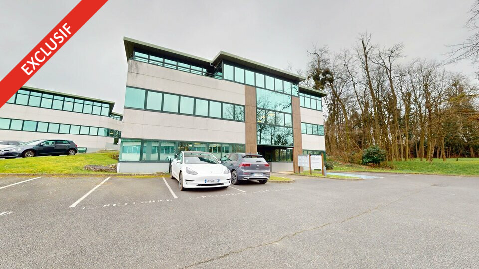 A vendre Bureaux 137m² Lissieu
