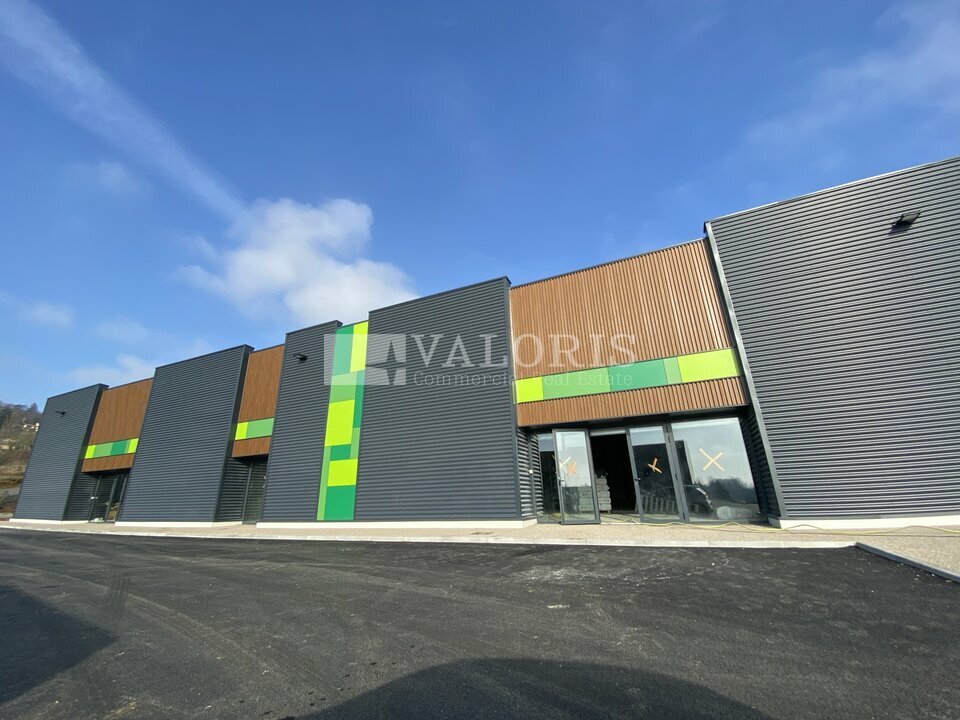 A louer Local commercial  1024m² Anse