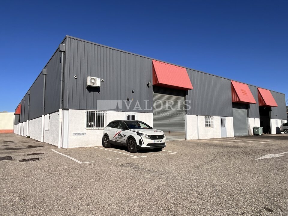 A louer Locaux d'activité 816m² Rognac