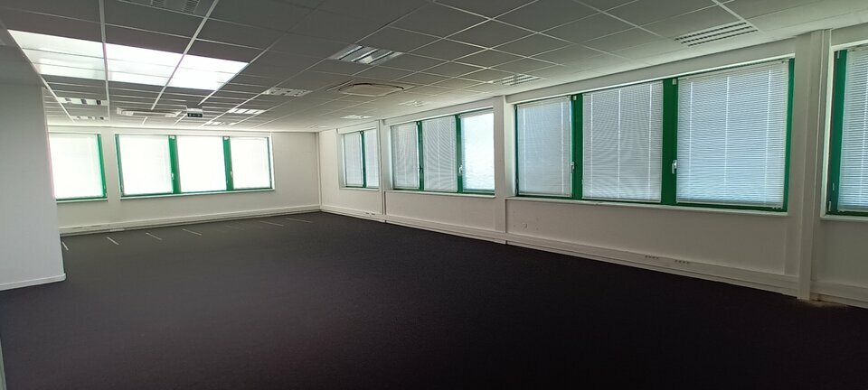 A louer Bureaux 246m² Harfleur