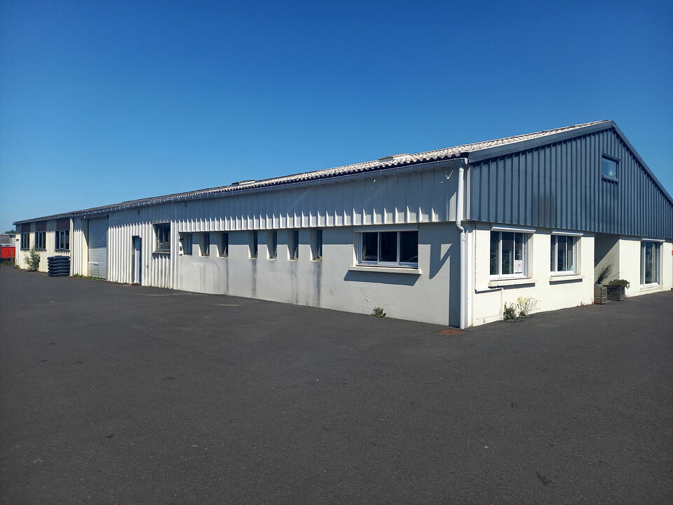 A louer Locaux d'activité 620m² Grentheville