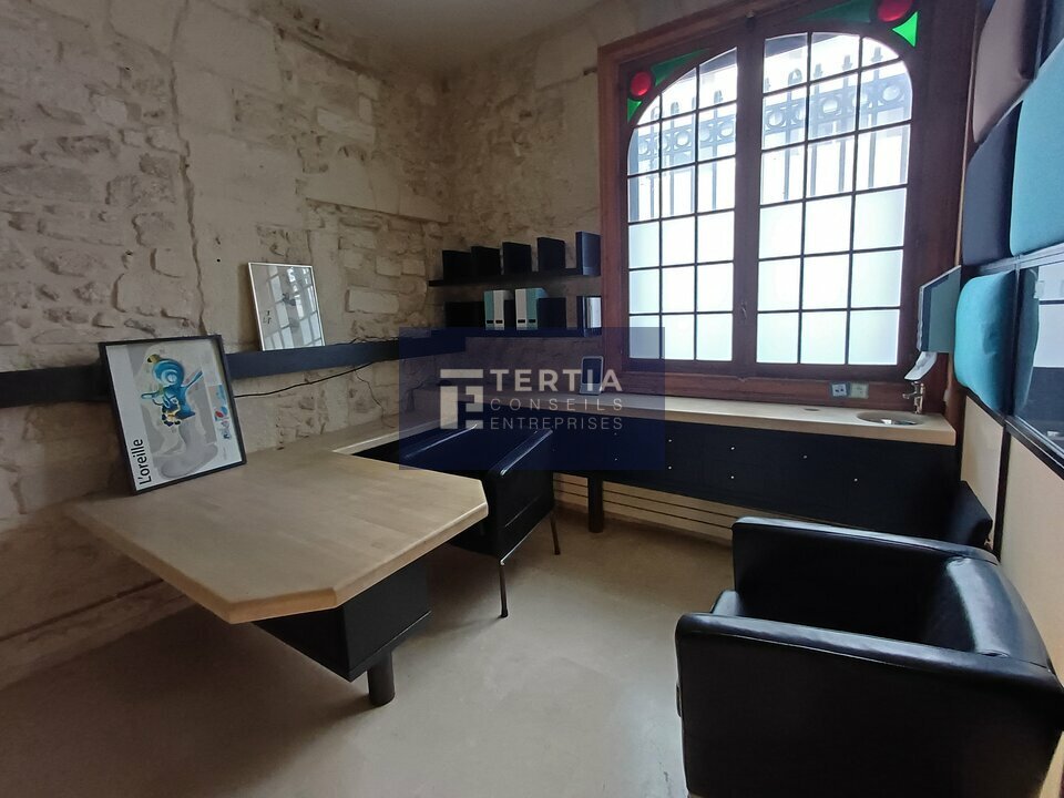 LOCAL COMMERCIAL/ BUREAUX CENTRE VILLE - GAMBETTA