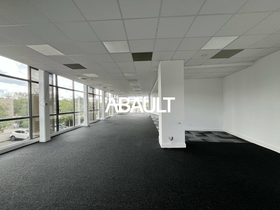 A LOUER BUREAUX 146 M² ENVIRON COLOMIERS 31770