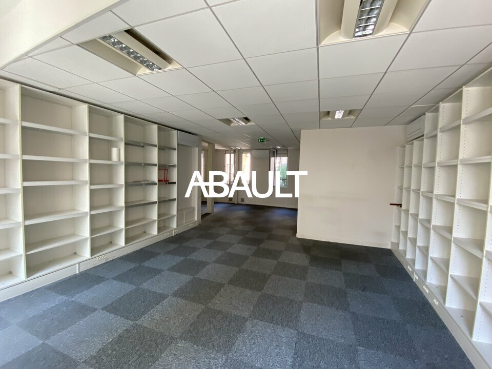 A LOUER TOULOUSE HYPERCENTRE BUREAUX D'ENVIRON 180 M² 31000