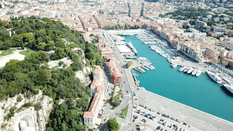 A louer Local commercial  140m² Nice