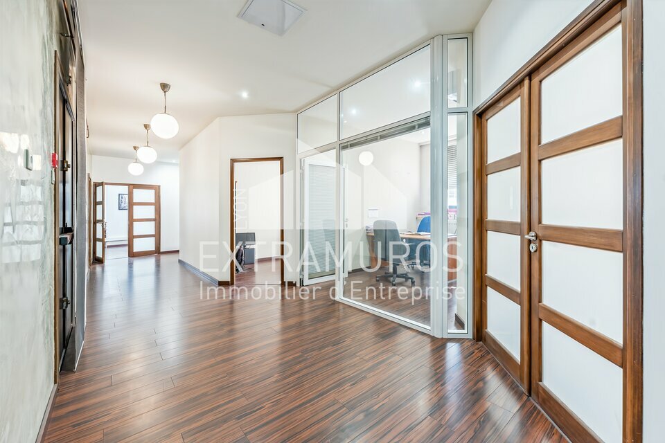 Vente : Bureaux de 300m² divisible à Lyon 3 Vente : Bureaux de 300m² divisible à Lyon 3