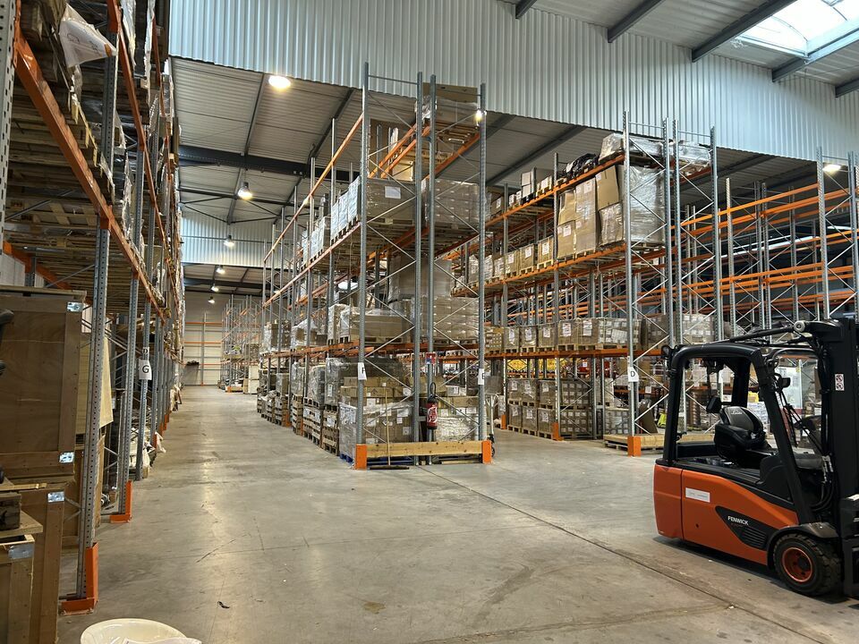 Entrepôt à louer de 4.886m² dans la ZI de Blanquefort 