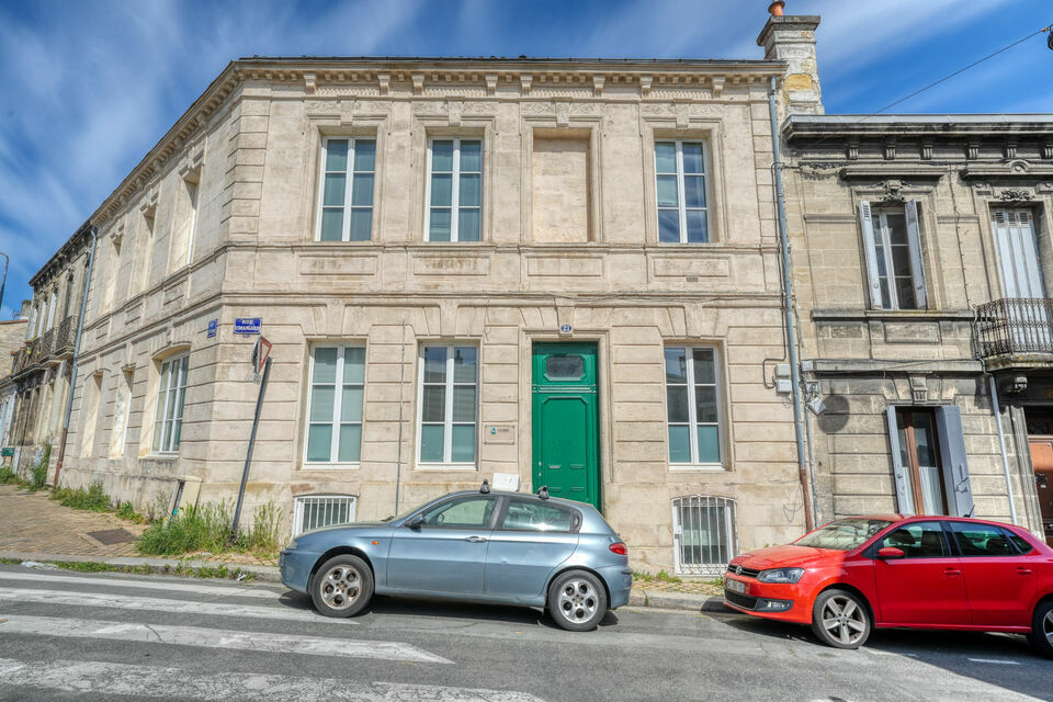 À VENDRE  IMMEUBLE DE BUREAUX  BORDEAUX GARE