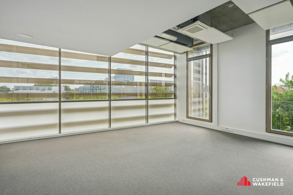 A louer Bureaux 2940m² Bordeaux